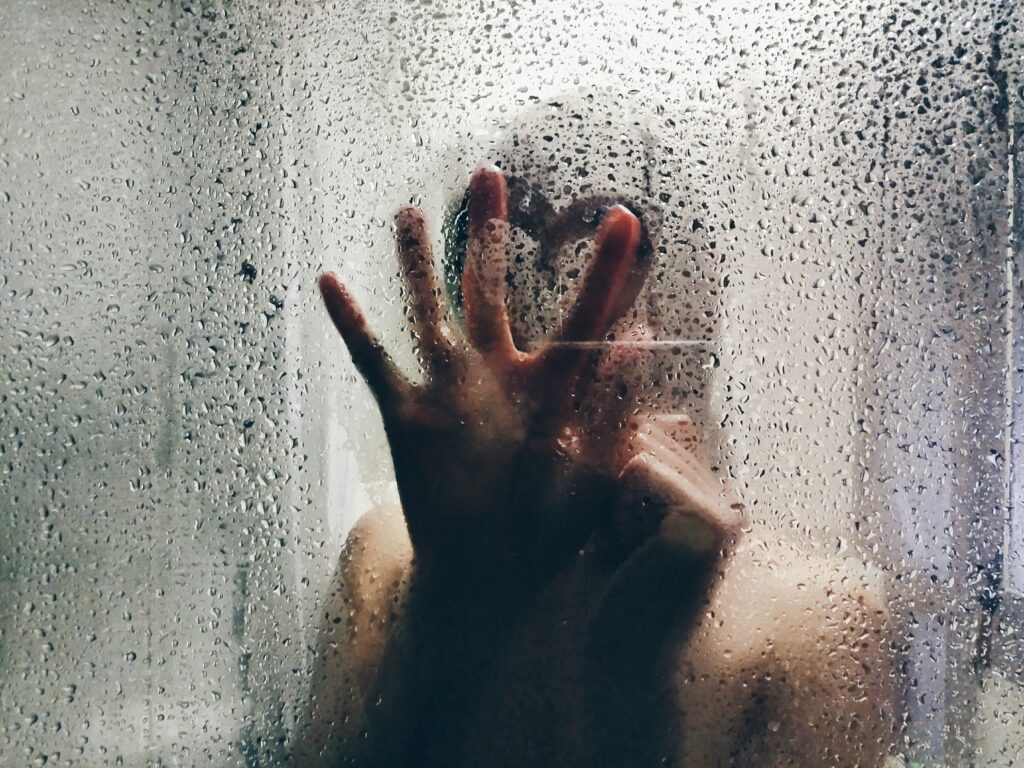 «Rain and rotting flesh – A letter to my moon» – eine Geschichte von Michelle Gonzalez